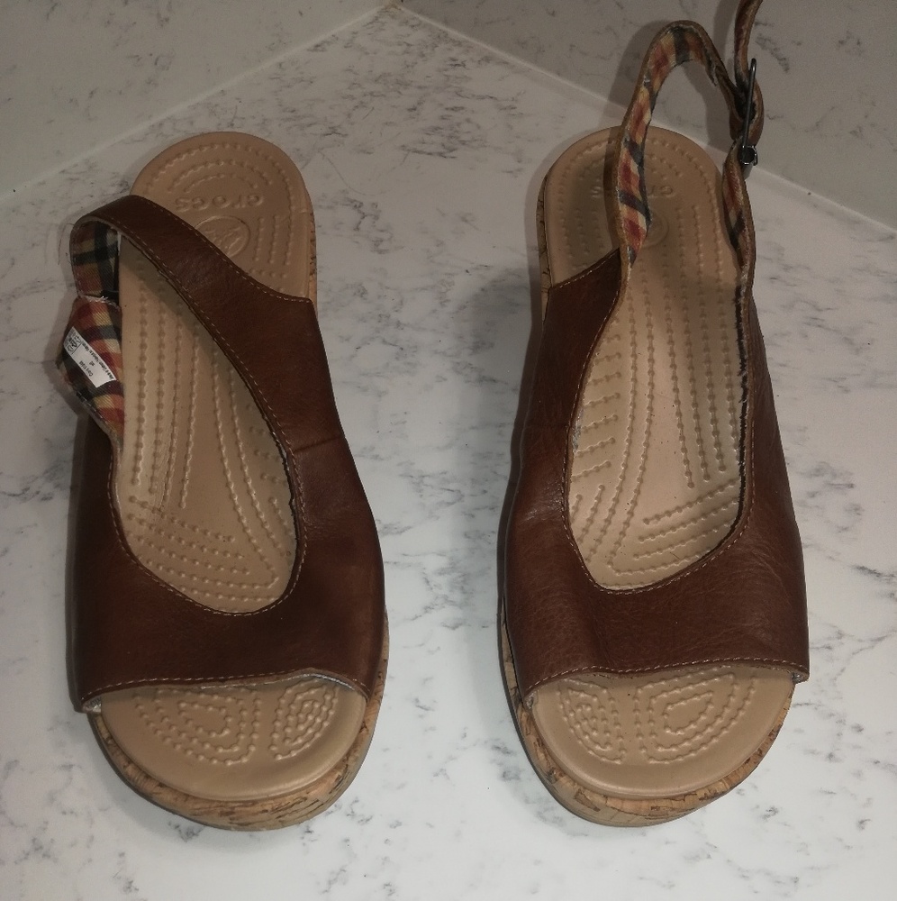Crock leather wedges